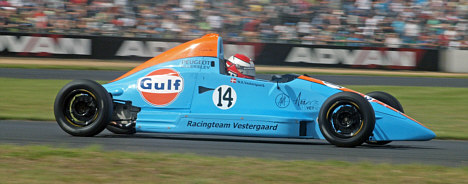 Nils K. Vestergaard fightede til sidste konkurrencemeter i Formula Ford Benelux.